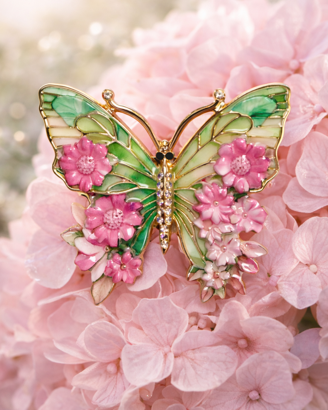 Hugs & Gifts | Sonsuz Bahçe Mine Kelebek Broş 🦋🌸