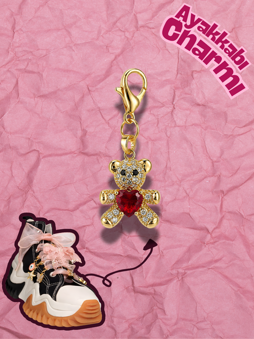Hugs & Gifts – Ruby Love Ayıcık Charm 🧸✨