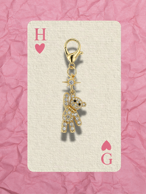 Hugs & Gifts – Yıldız Tutan Ayıcık Charm 🧸✨
