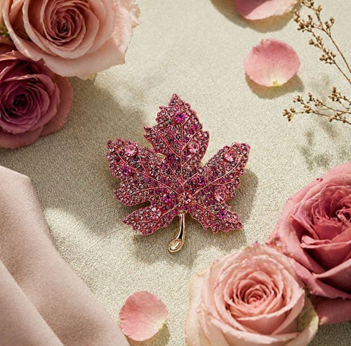 Pembe Işıltılı Yaprak Broş 🍁✨
