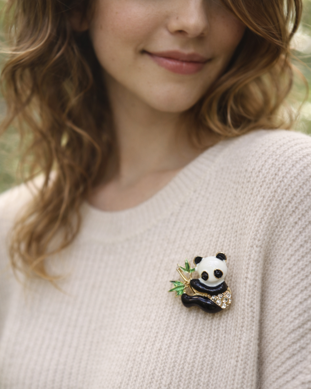 Hugs & Gifts | Bambu Keyfi Panda Broş 🐼🎋✨