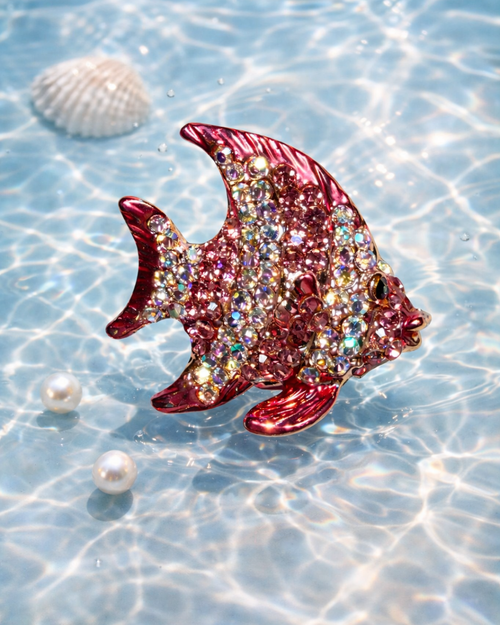 Hugs & Gifts | Pembe Balık Broş 🐟✨