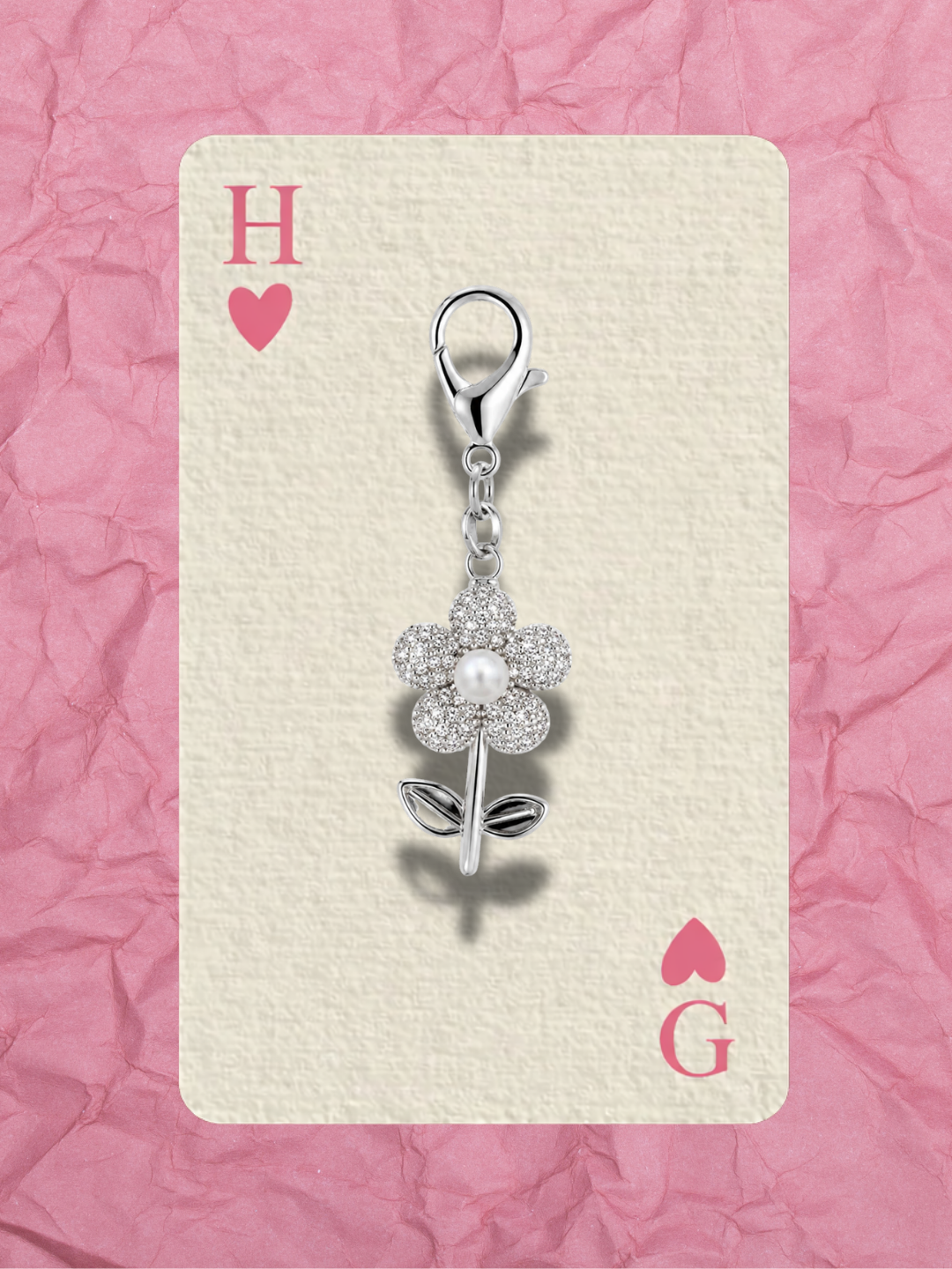 Hugs & Gifts – Glam Charm | İnci Papatya Charm 🤍✨