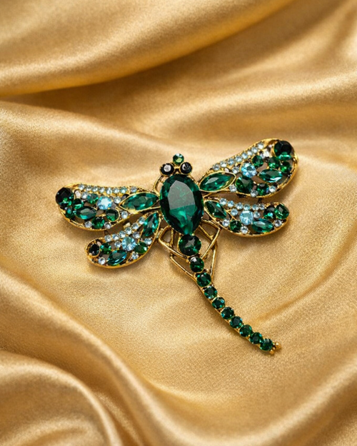 Hugs & Gifts | Yusufçuk Broş 🐉✨