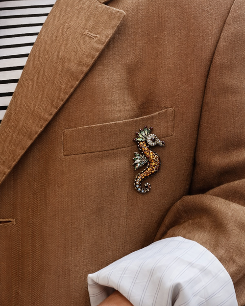 Hugs & Gifts | Vintage Gold Denizatı Broş 🌊✨