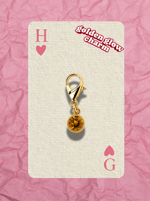 Hugs & Gifts – Glam Charm | Mini Aura – Gold Glow ✨
